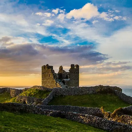 At An Moinear Inis Oírr